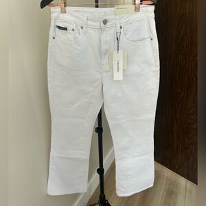 Calvin Klein Jeans Women's High Rise Flare Crop in White